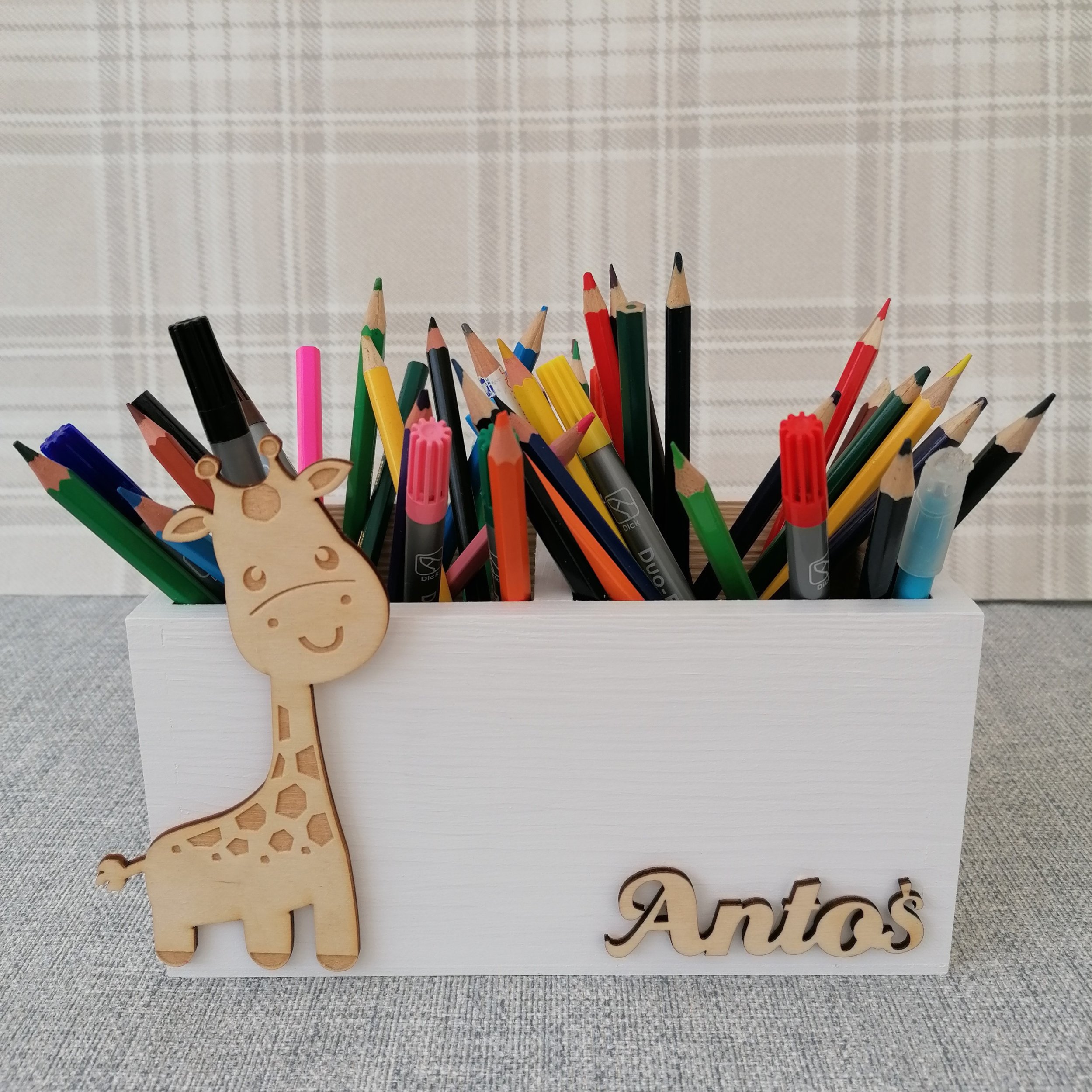 Przybornik na kredki O2K10