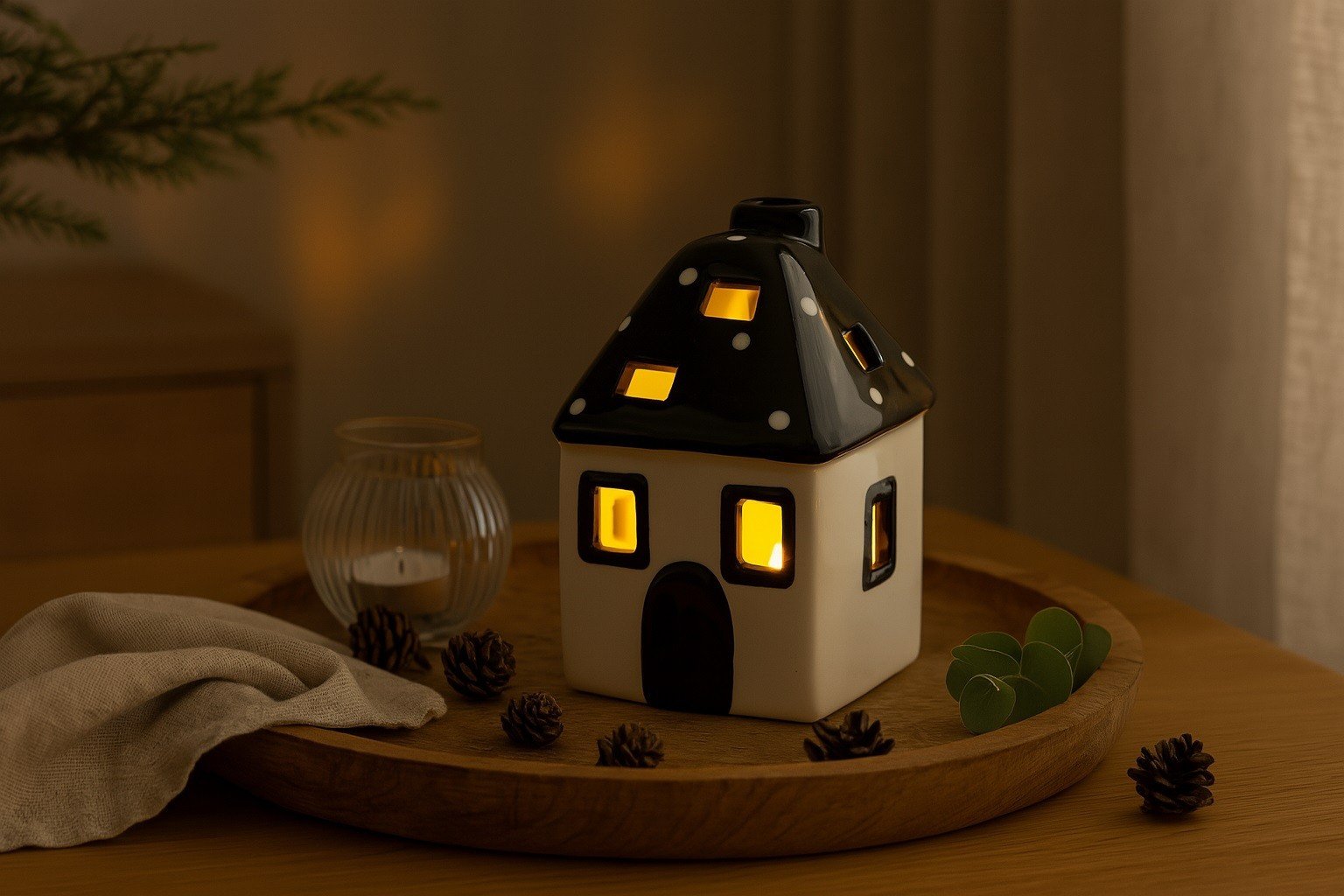 Domek ceramiczny na t-light czarno-biały 11 cm