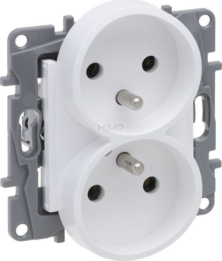 Legrand Niloe Selection Gniazdo 2 x 2p+z do ramek wielokrotnych (bez przesłony, zaciski śrubowe) białe 762035