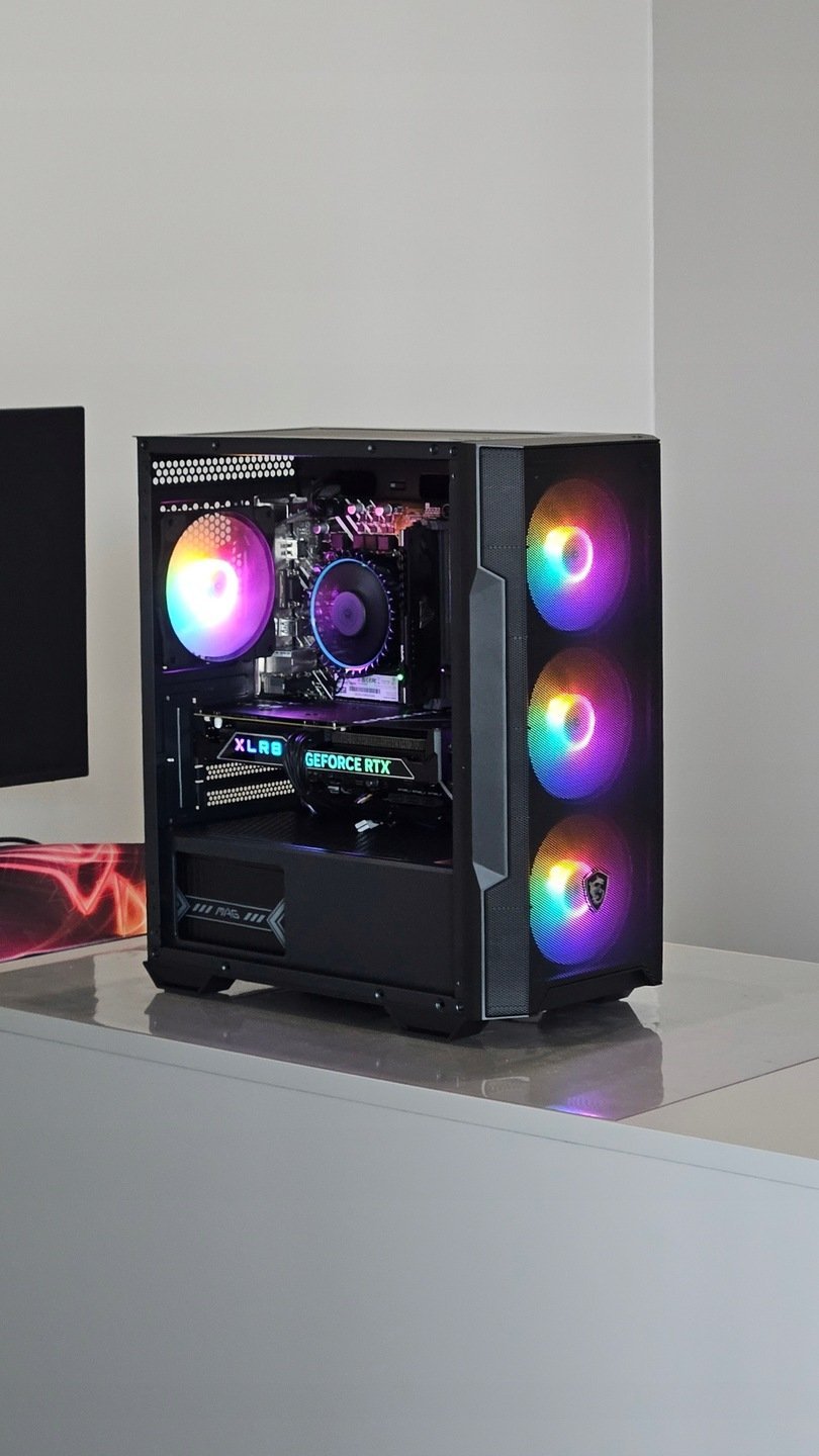 Komputer FOXKOMPUTER NAJLEPSZY GAMINGOWY FGAME _i5 12400 _32GB _RTX 4060 _SSD 1TB M2_ 4xRGB_WIFI