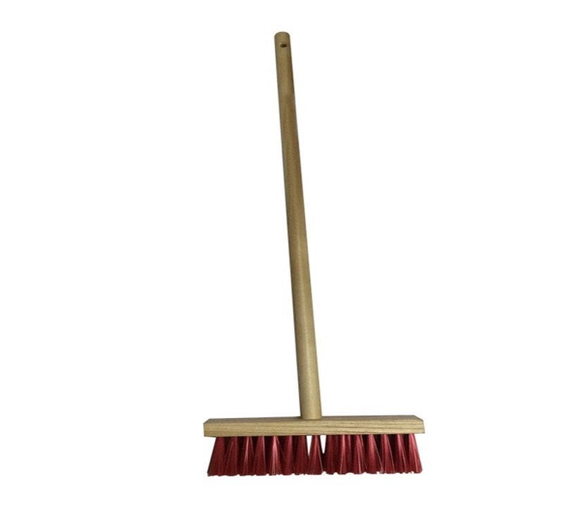 SMALL BRUSH WITH WODDEN HANDLE HG0956N