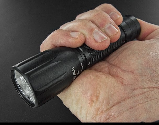 Latarka NEXTORCH Latarka C4 1x18650 700lm/340m ładowana. Ładowana w akumulatorze