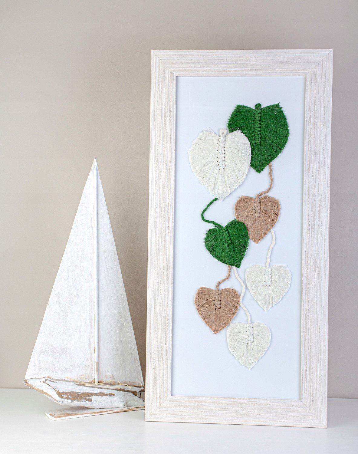 Obraz - Lupanowe liście: zieleń-beż-ecru