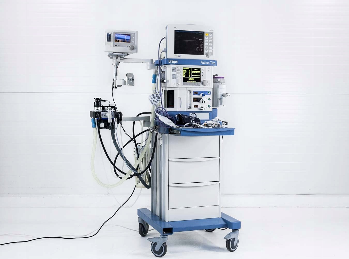 Deltaco Pakeliamas sieninis laikiklis DELTACO OFFICE ypač plonas, 32"-55", 35kg, 100x100-400x400, juodas / ARM-0152