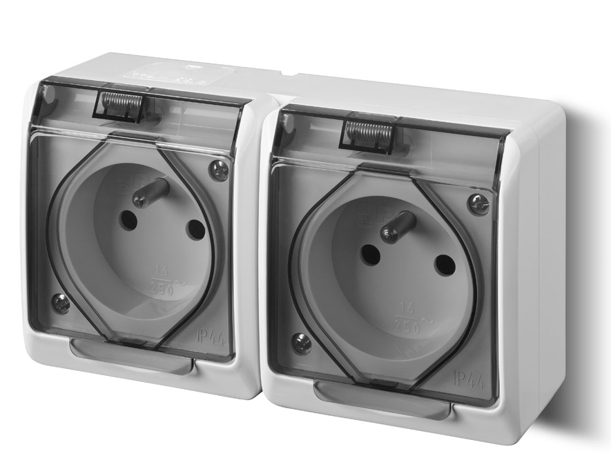 Elektro-Plast Gniazdo natynkowe GNT Hermes 2x2P + Z białe z klapką dymną (0322-01)