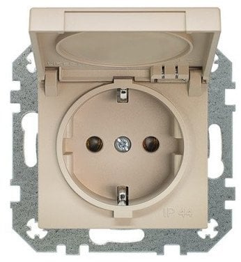 IKL16-208-01.R/ONCSOCKET IP44