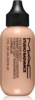 MAC MAC Studio Radiance Face and Body Radiant Sheer Foundation 50ml. W2
