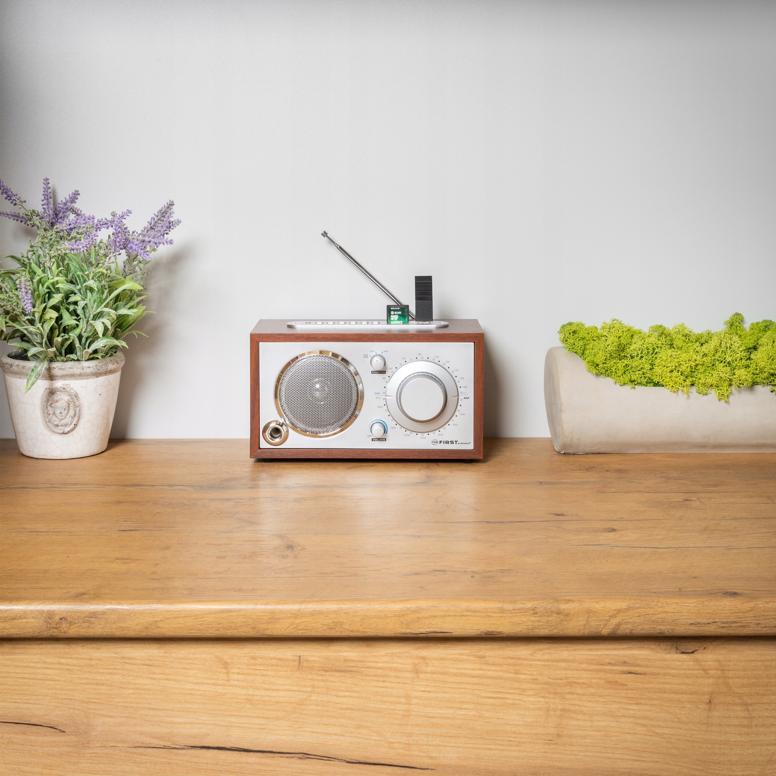 First First Austria Radijo imtuvas First 1907-2
