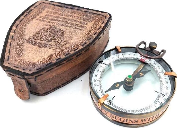 Giftdeco Kompas magnetyczny - map reader w skórzanym etui NC2929