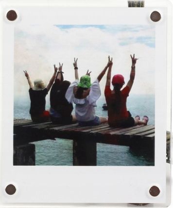 Ramka LoveInstant Ramka Na Magnes Do Zdjęć Fujifilm Instax Square Sq6