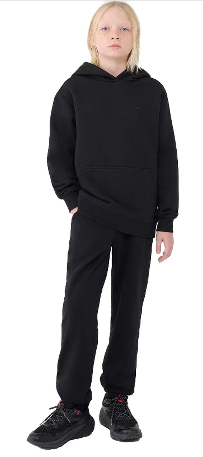 Spodnie dresowe chłopięce sportowe joggery 4F M1188 dresy junior r 158