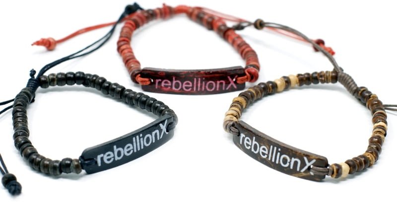 Bransoletka z drewna kokosowego - Rebellion