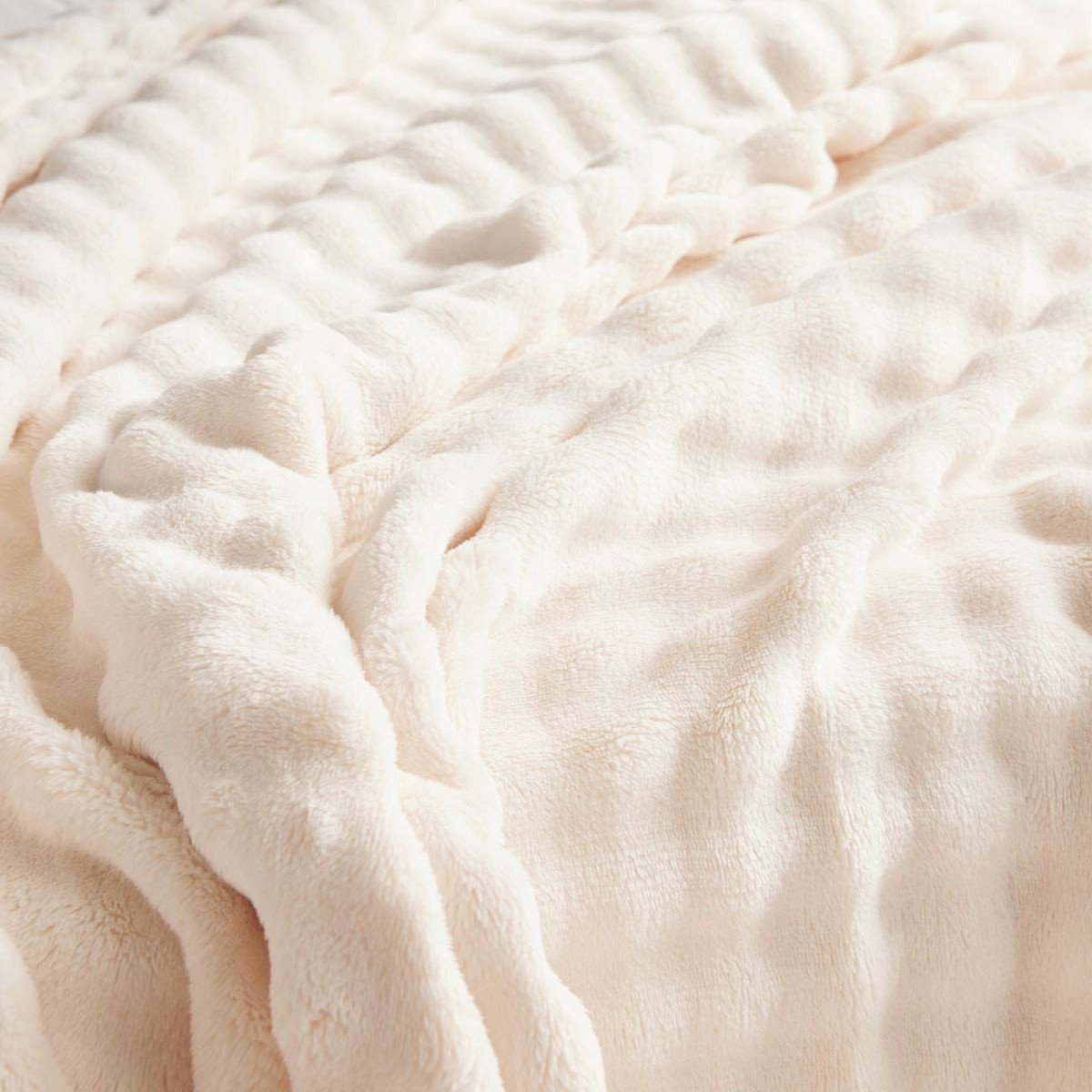 Koc z tłoczonym wzorem, 130 x 180 cm, MOELI