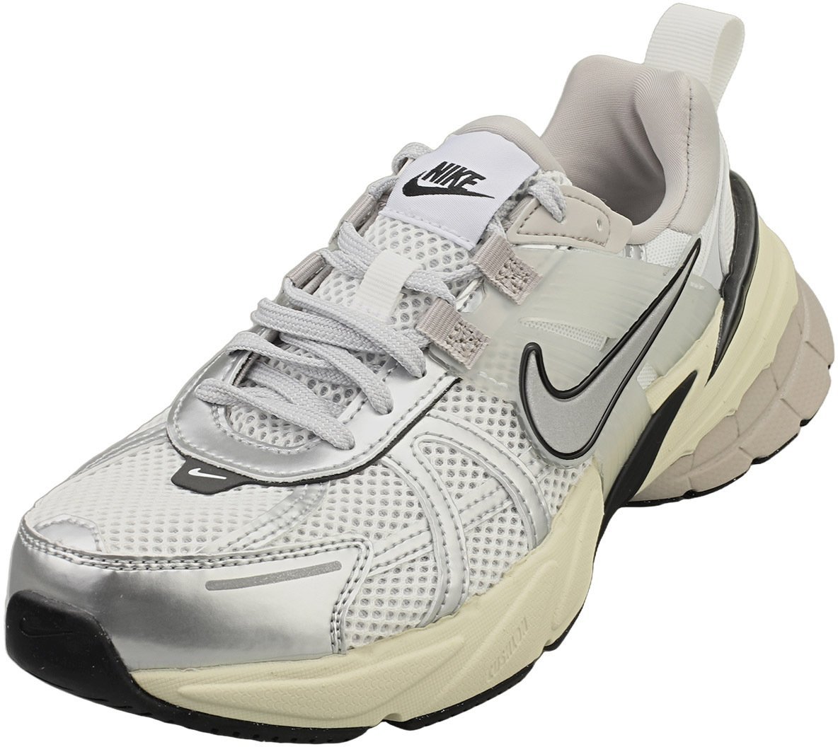 Nike V2K Run FD0736-100 białe 39