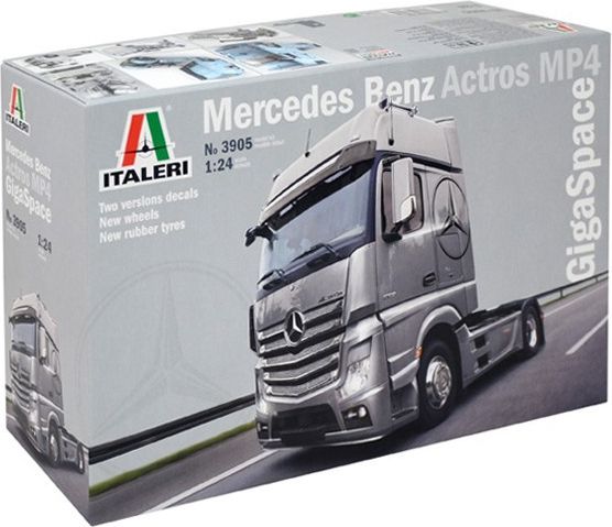 Italeri Mercedes Benz Actros MP4 Gigaspace (3905)