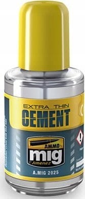 Vallejo Ammo: Extra Thin Cement (Polyester Plastic Glue) (30 ml)