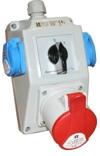 Spamel Zestaw instalacyjny z gniazdem 16A 5P+2x2P+Z 0-1 czerwony (ZI04R211)