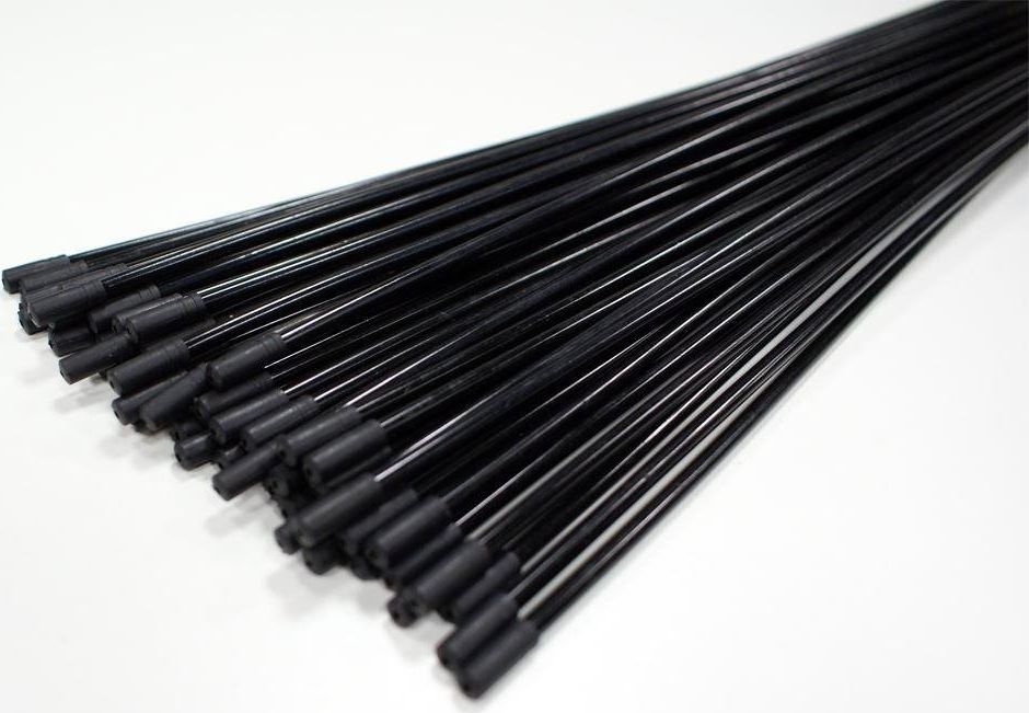 Clarks Pancerz przerzutki CLARK'S SP4 z teflonem 4mm x 600mm + 2 końcówki CX20 czarny opakowanie 50 szt.