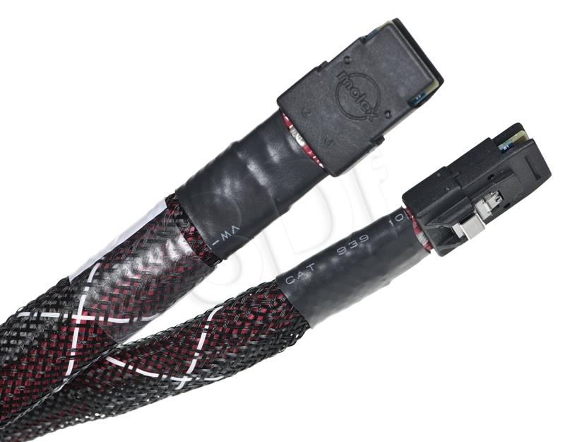 LSI SFF 8087 - SFF 8087, 0.8m, Czarny (LSI00249)