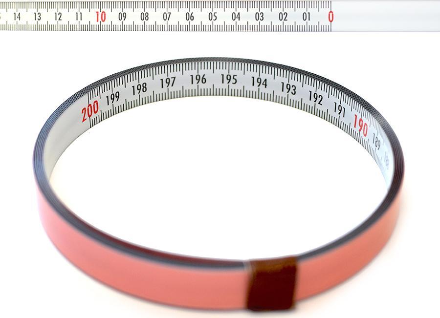 Richter Taśma stalowa lakierowana RICHTER SK725WSa 2m P/L