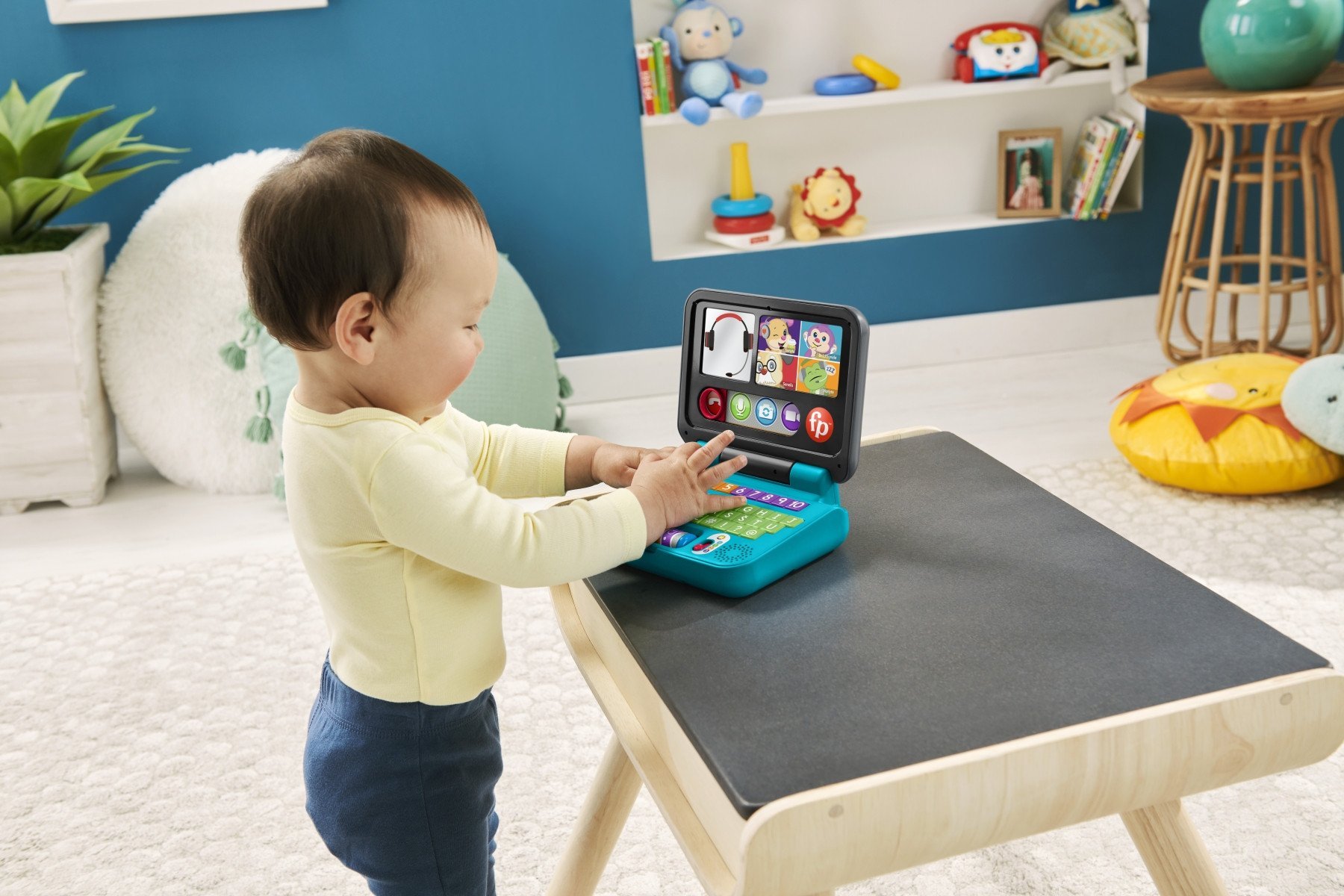 Fisher Price Fisher price Laptop "Discover and Learn" (zdubbingowany) (HHH04)