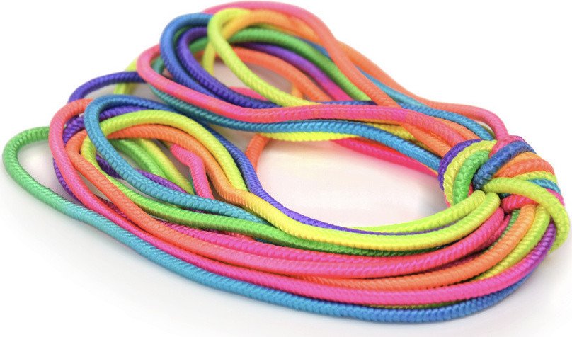 Guma do skakania tęczowa 5m SMJ sport JR-05Kolorowa guma do skakania o długości 5 m. Tęczowe barwy i elastyczny materiał sprawiają, że to idealna zaba