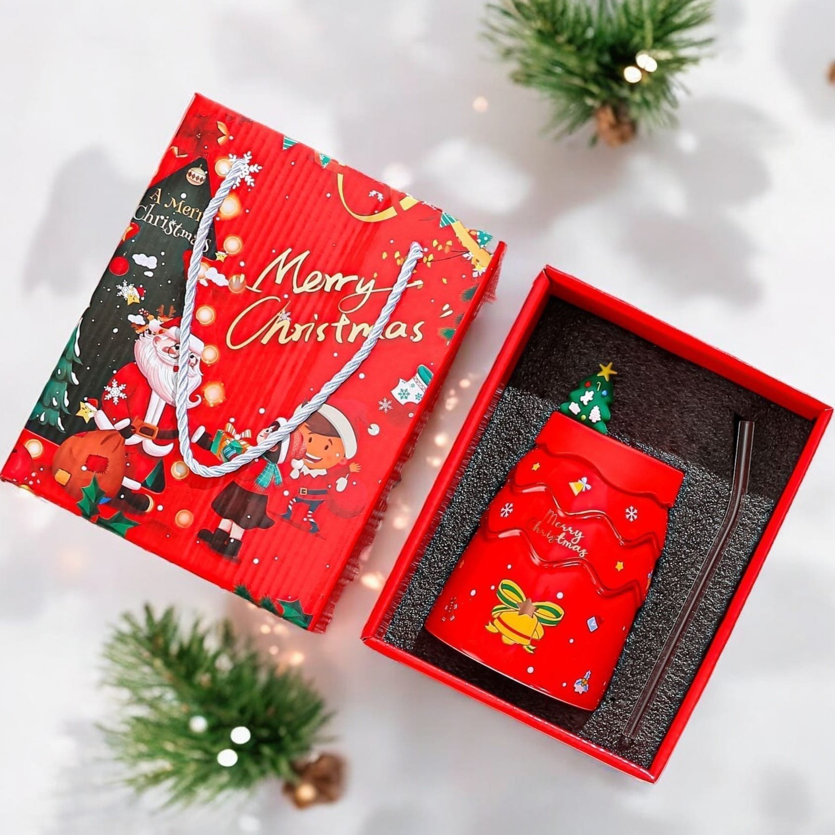 eCarla ECARLA Kubek świąteczny z silikonową pokrywką i rurką - czerwony KB06CZE 400 ml