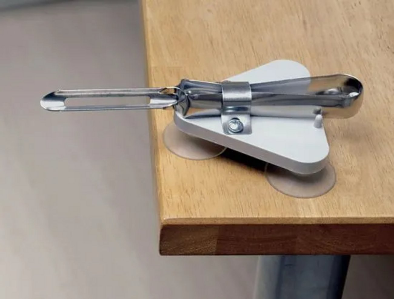 Sundo Obieraczka do owoców i warzyw mocowana na przyssawk