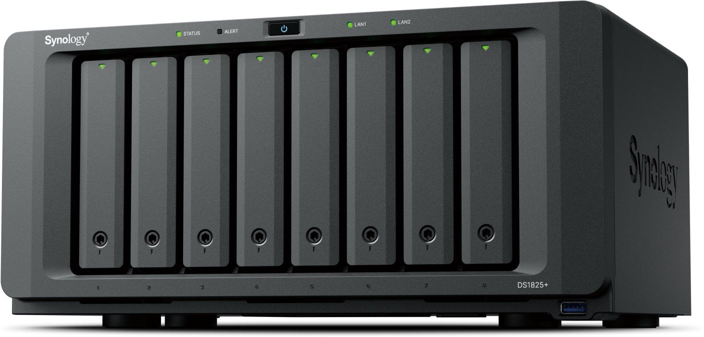 Synology DiskStation DS1825+ serwer danych NAS Ryzen Embedded V1500B 8 GB DDR4 0 TB Czarny