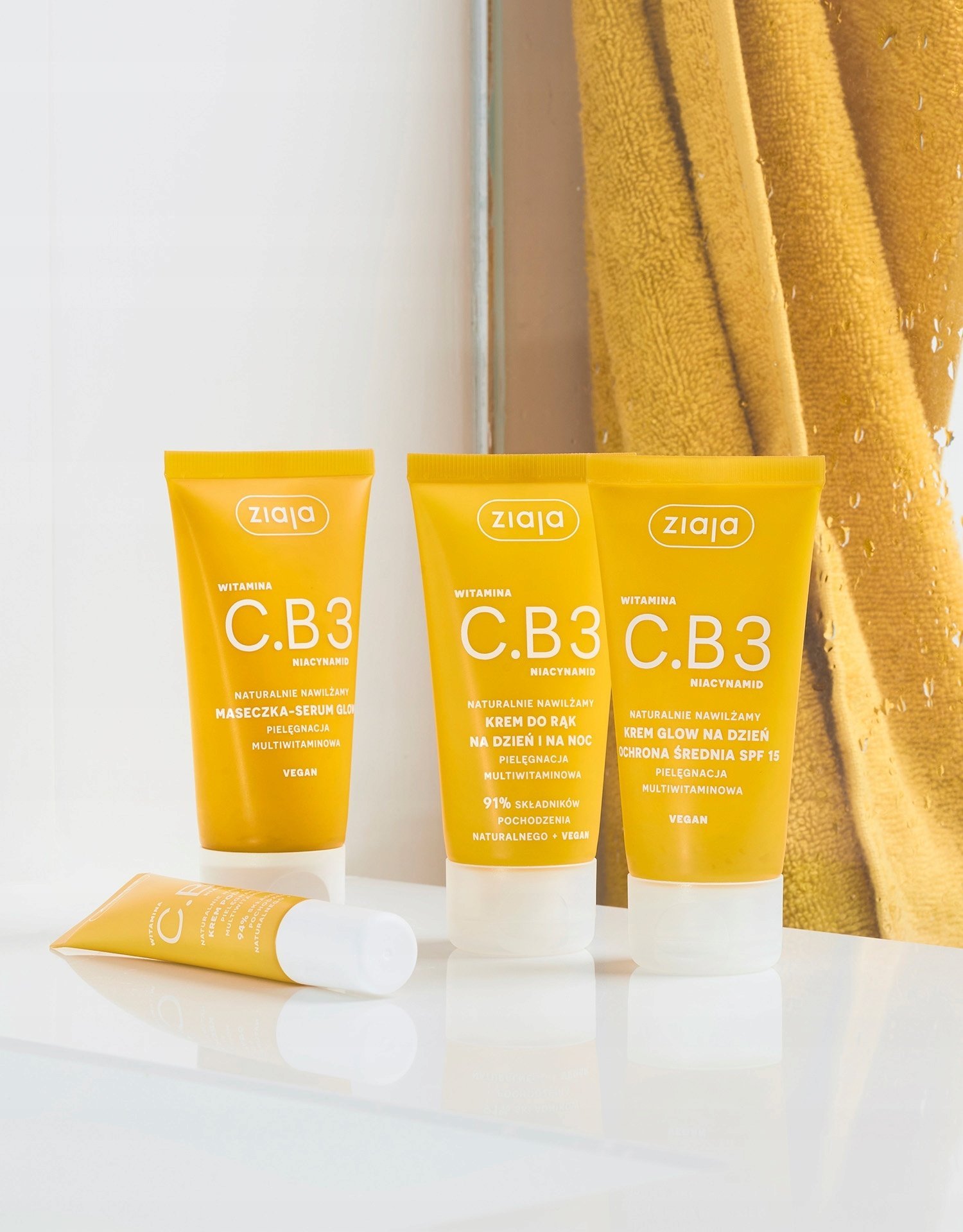 Mixa KREM GLOW NA DZIEŃ OCHRONA ŚREDNIA SPF15 WITAMINA C.B3 NIACYNAMID 50ML