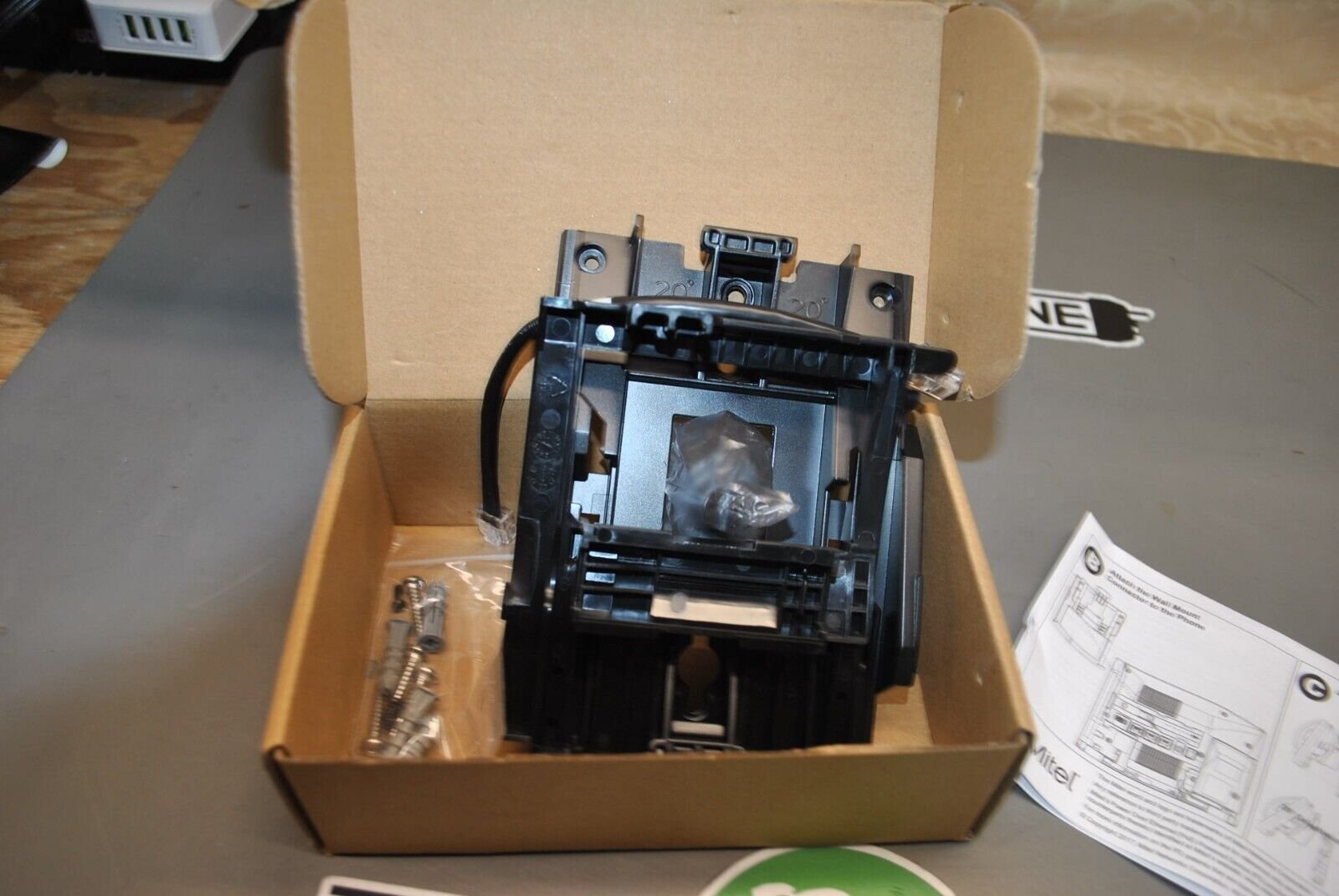 Mitel Mitel 6800/6900 Wall Mount (1 Stück)