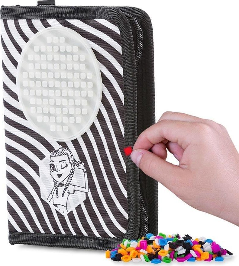 Piórnik Cass film Piórnik Sszkolny na suwak Świecący w Ciemności