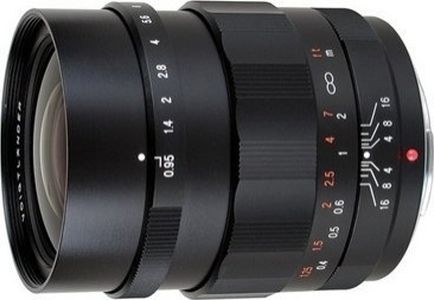 Obiektyw Voigtlander Nokton 4/3 17 mm F/0.95