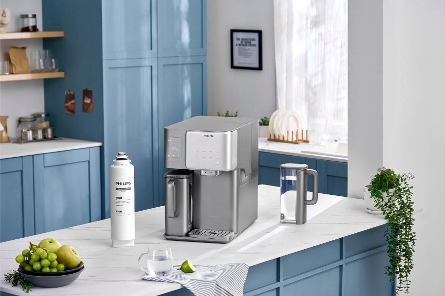 PHILIPS STACJA WODY/DYSTRYBUTOR WODY Z KOSTKARKĄ DO LODU AQUAPORIN ADD6922DG/10