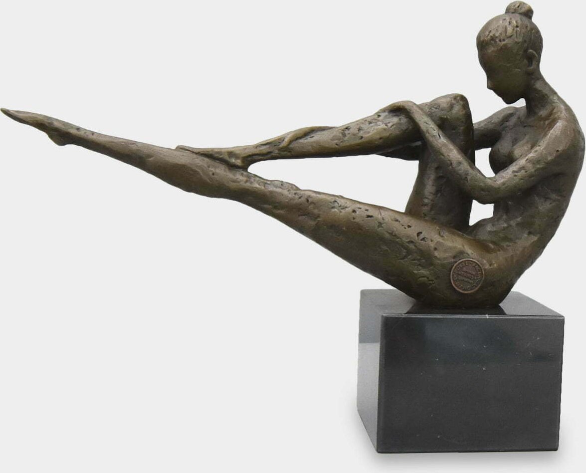 rzezbyzbrazu Tancerka Tańca Współczesnego Kobieta w Pozie Rzeźba z Brązu