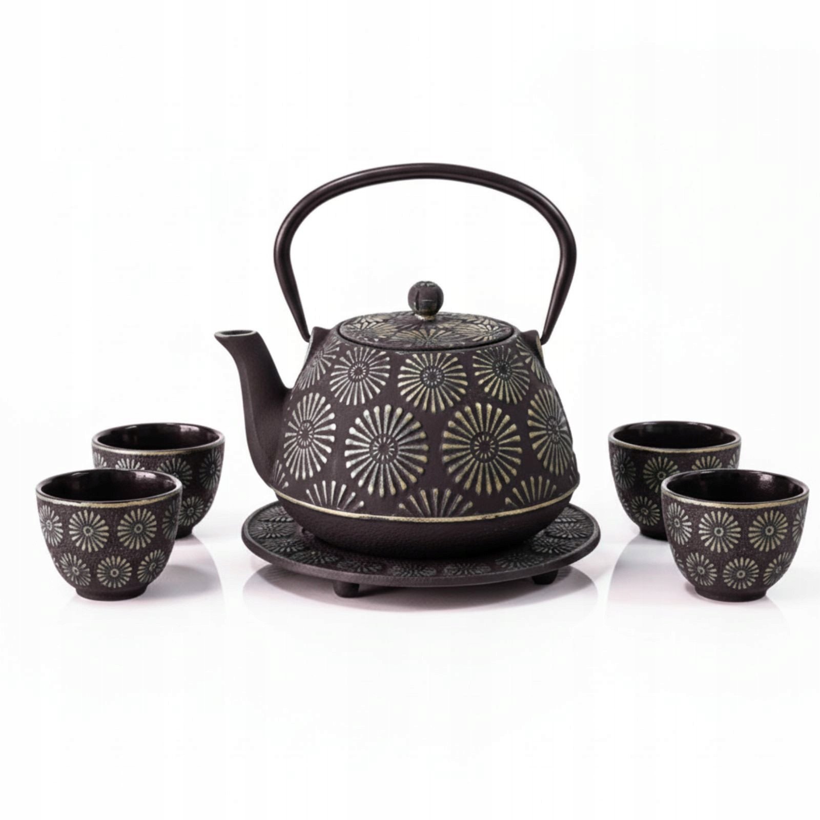 Dzbanek żeliwny z czarkami i podstawką KOGA, 1200 ml