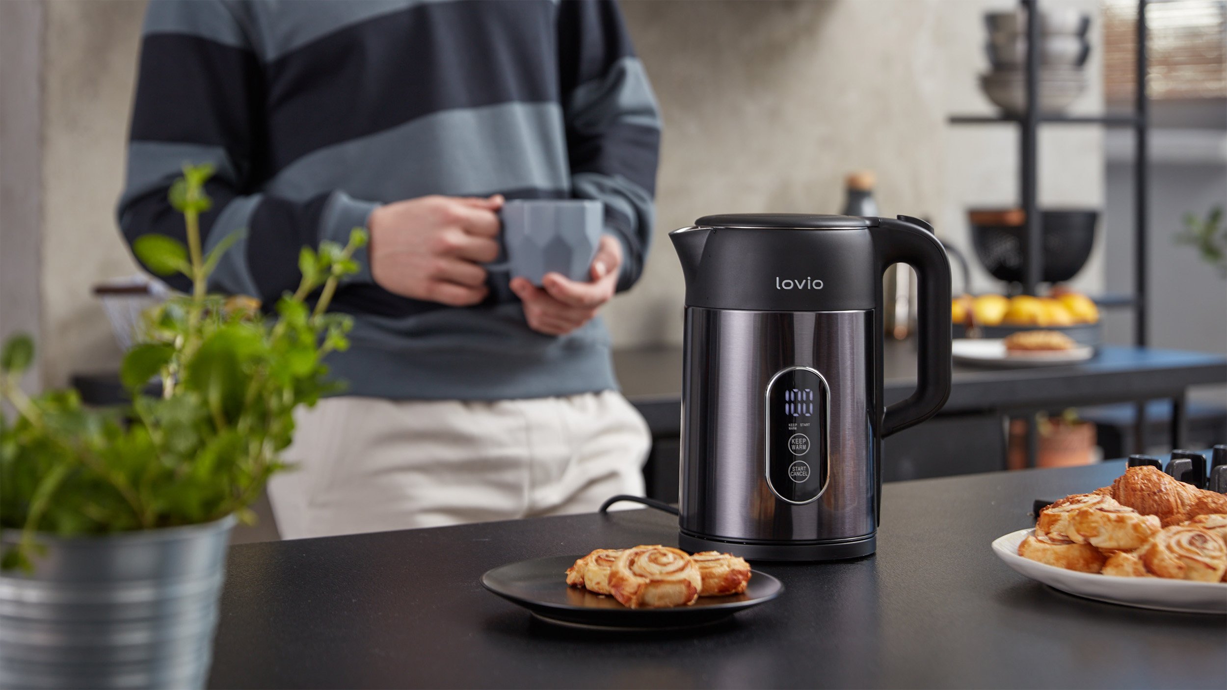 Czajnik elektryczny bezprzewodowy z regulacją temperatury dotykowy stalowy czarny LOVIO LVSEK001
