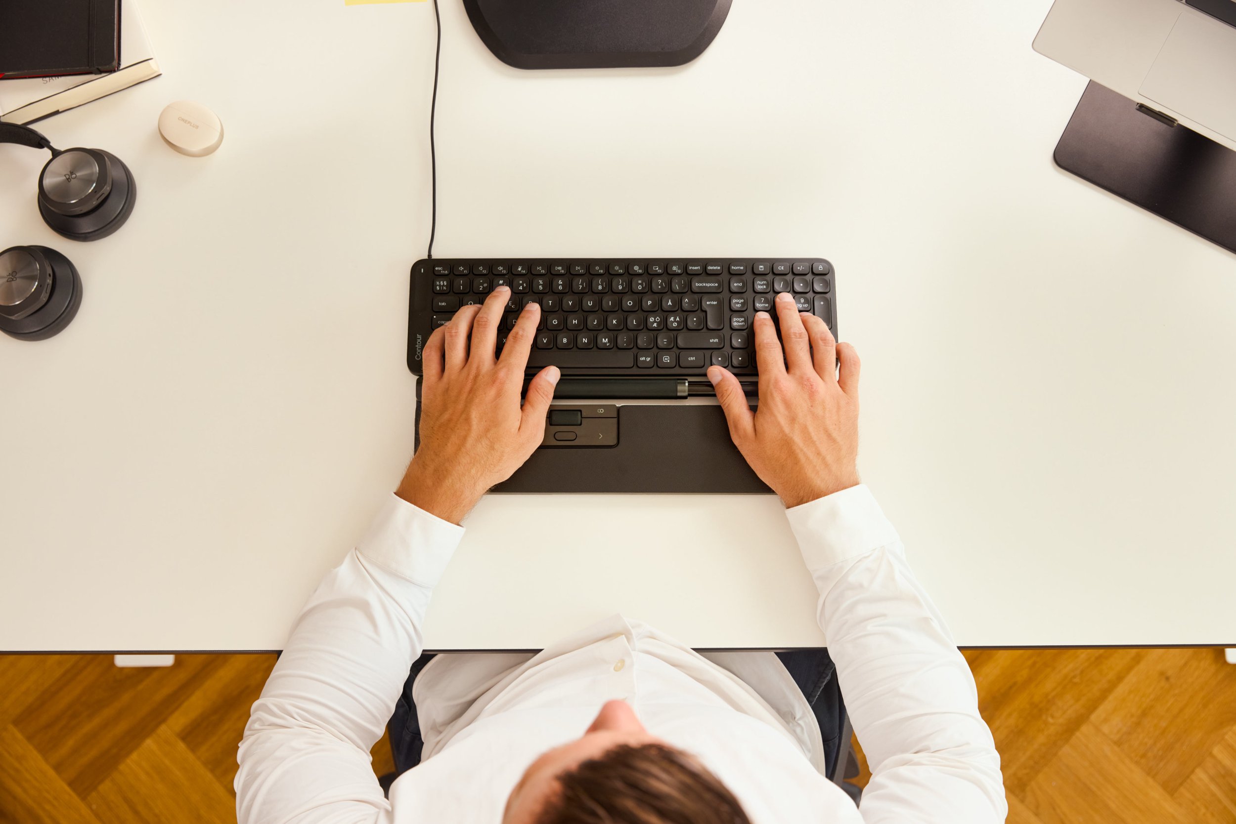 Klawiatura Contour Balance Mid-Size klawiatura z układem klawiszy