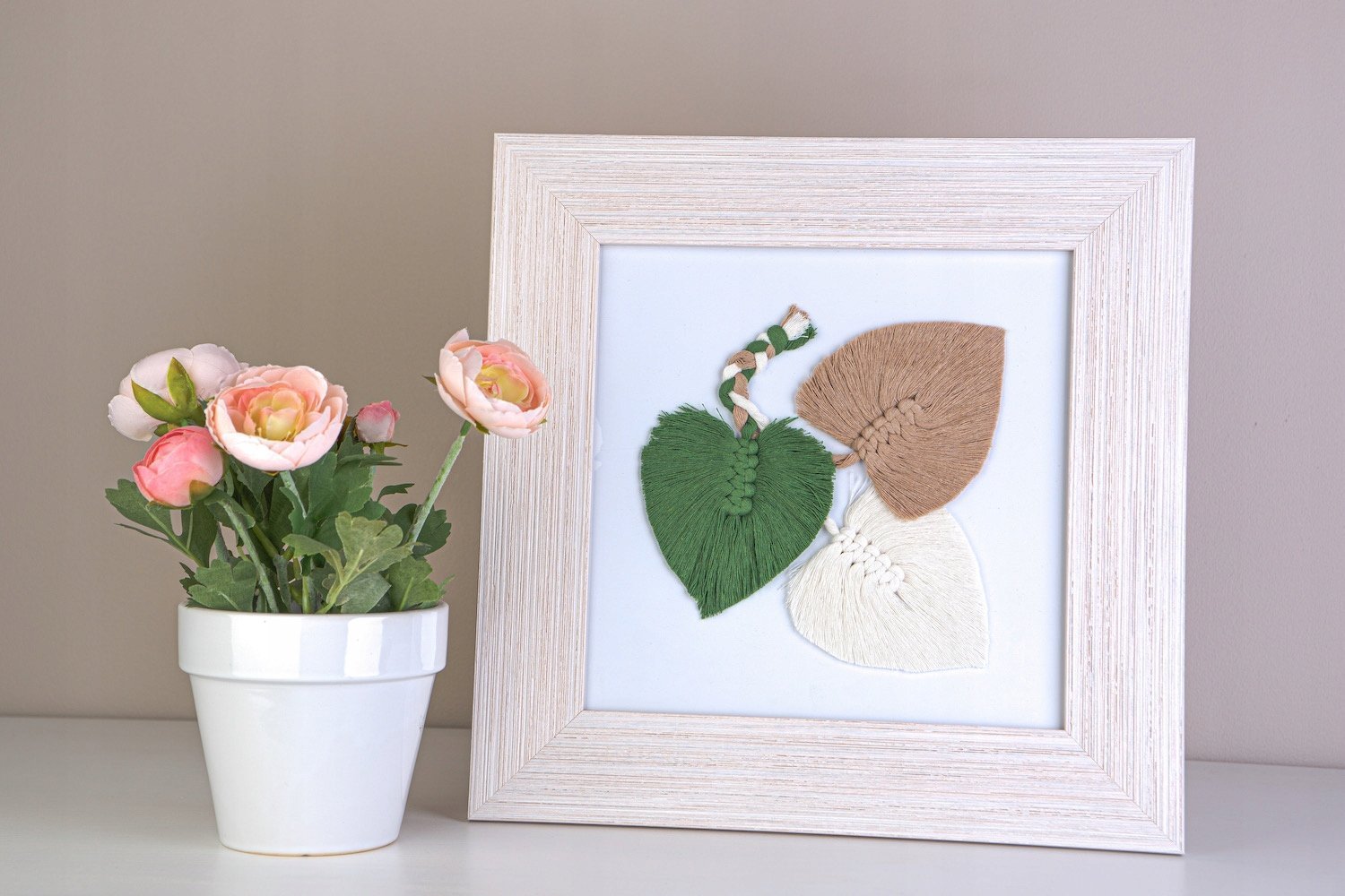 Obraz kwadratowy-Lupanowe liście: zieleń-beż-ecru