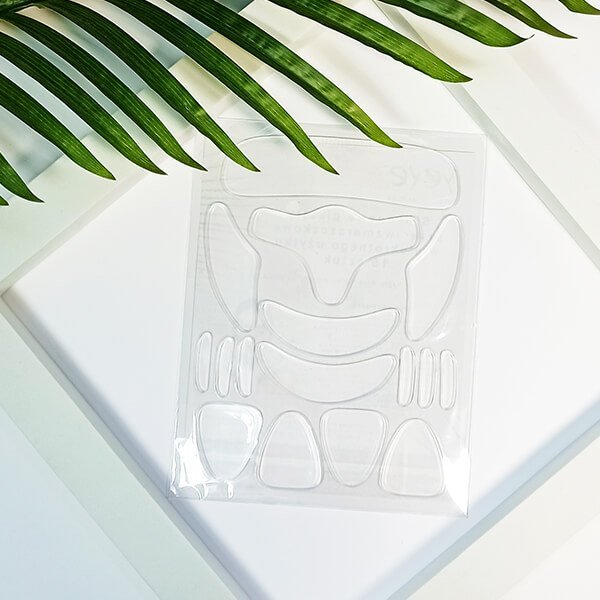 Silikonowe plastry przeciwzmarszczkowe wielokrotnego użytku 16 sztuk Yeye