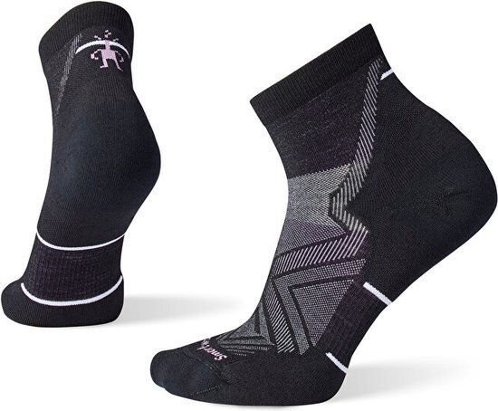 Smartwool W'S Run Targeted Cushion Ankle Socks, 001 | black, L