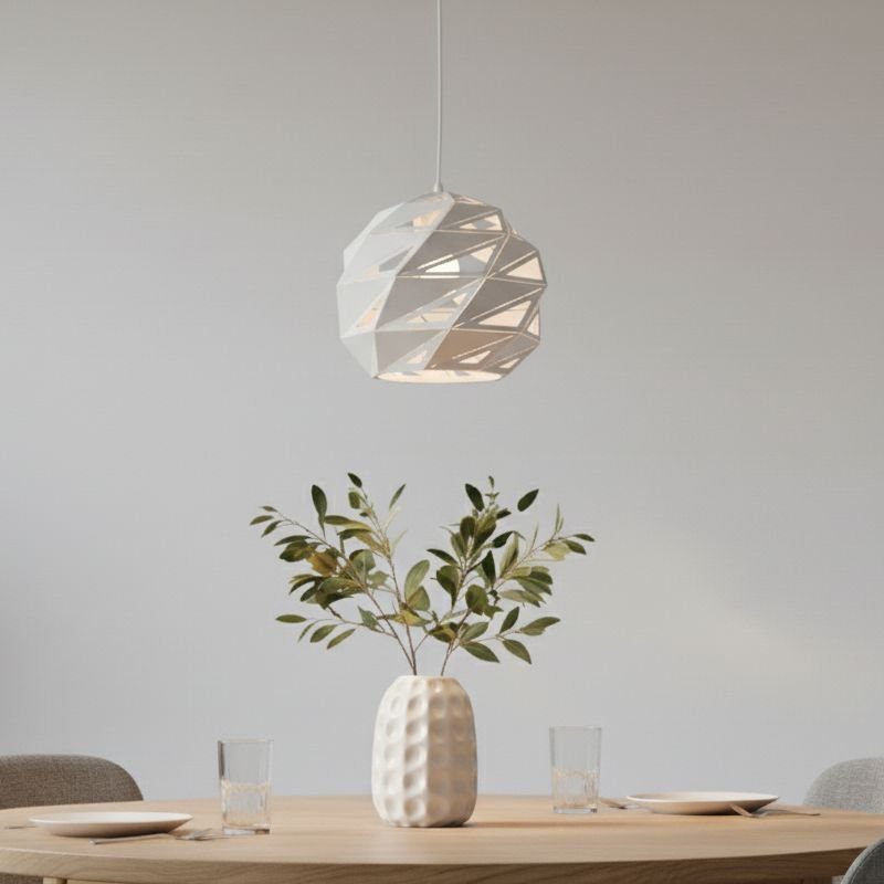 Stylowa ażurowa biała lampa wisząca Bianca 30cm