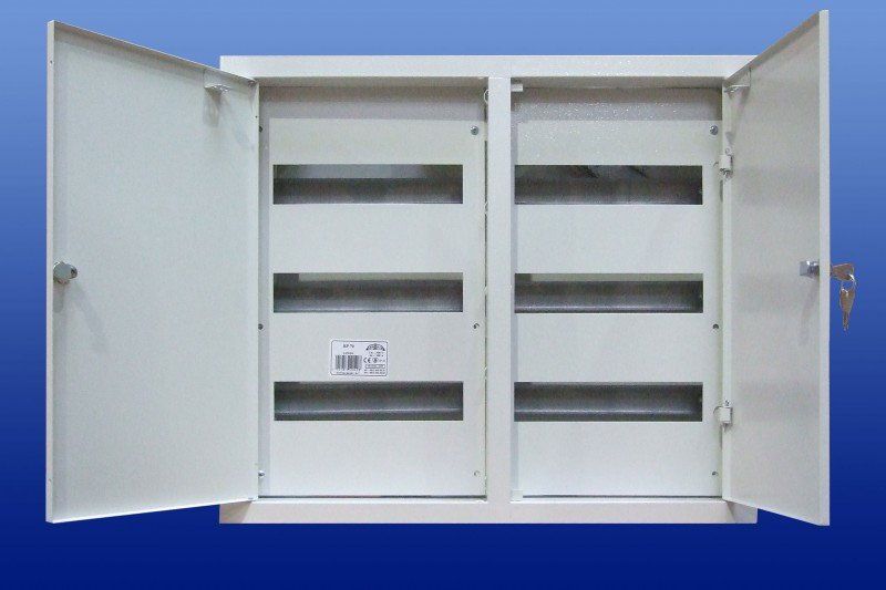 Sabaj Rozdzielnica modułowa metalowa natynkowa z zamkiem NRP 70 Z (3-242)