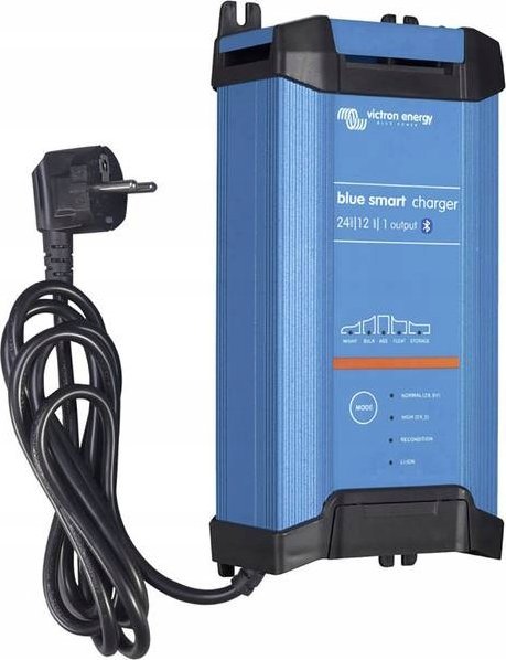 Victron Energy Prostownik Victron BLUE SMART IP22 24/12A (1)
