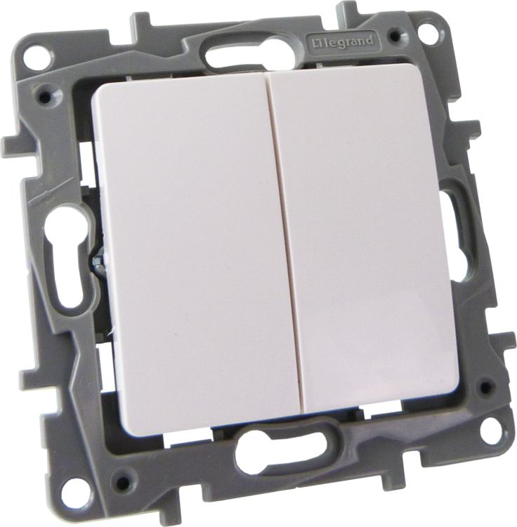 Legrand Łącznik świecznikowy podwójny 10A NILOE eco 764505