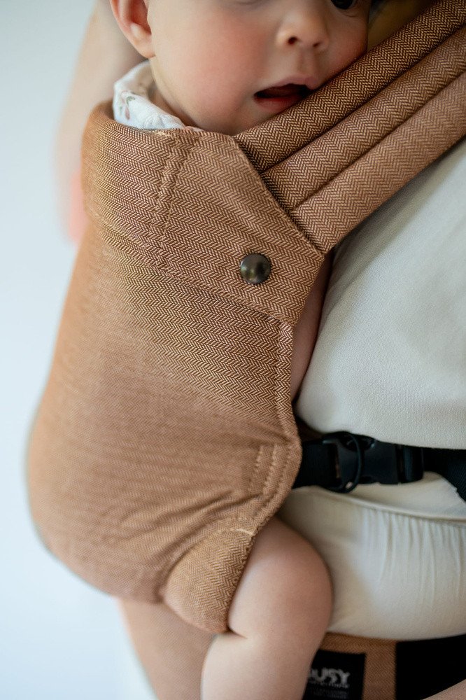 Nosidełko Qusy Mini 2.0 - Caramel Twill Bamboo Regulowane