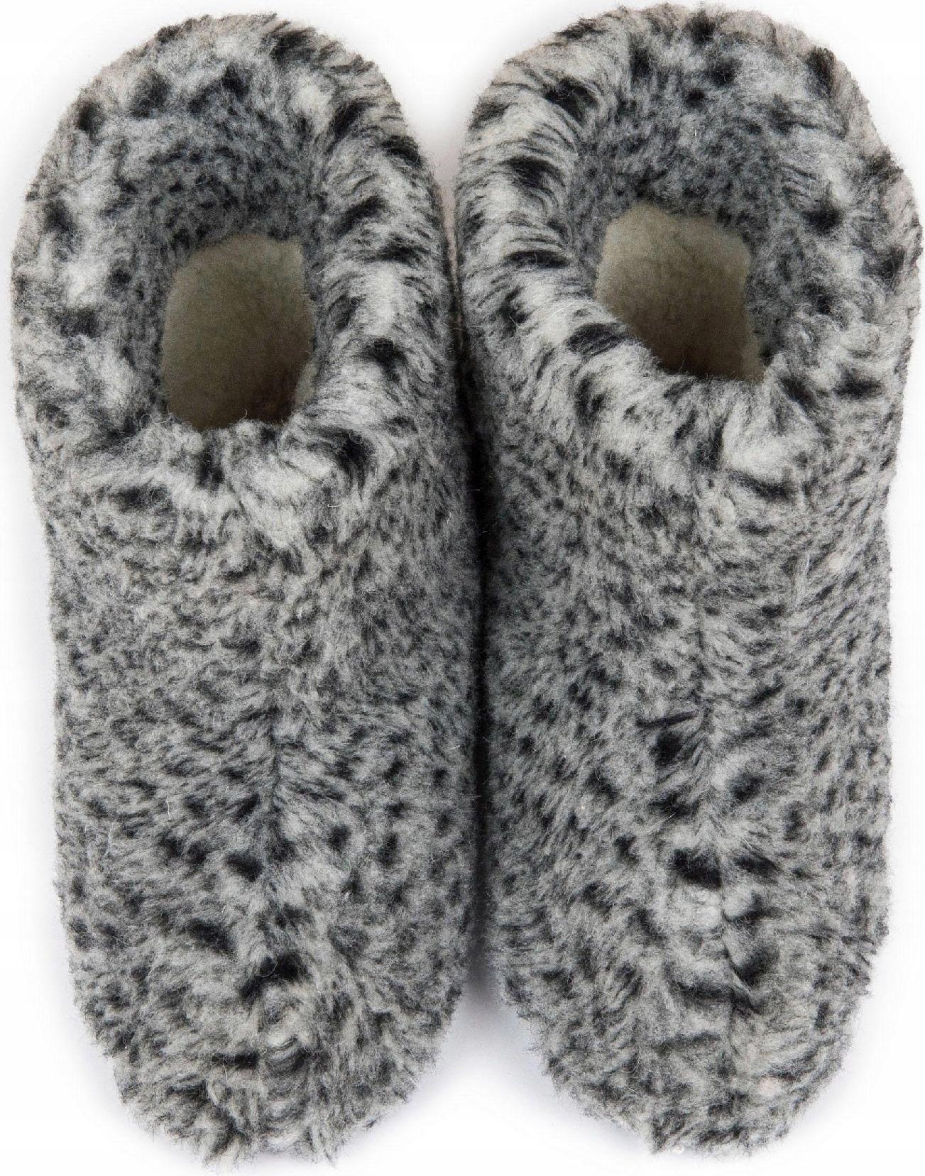 NOWO BAMBOSZE MĘSKIE WEŁNA CIAPY OCIEPLANE GÓRALSKIE ! Rozmiar 40