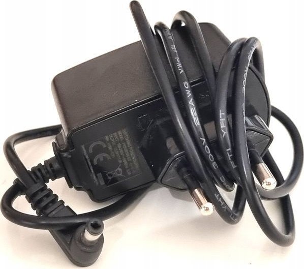 Zasilacz do laptopa Nedis Nedis DCPA001 adapter zasilający/ inwentor Czarny