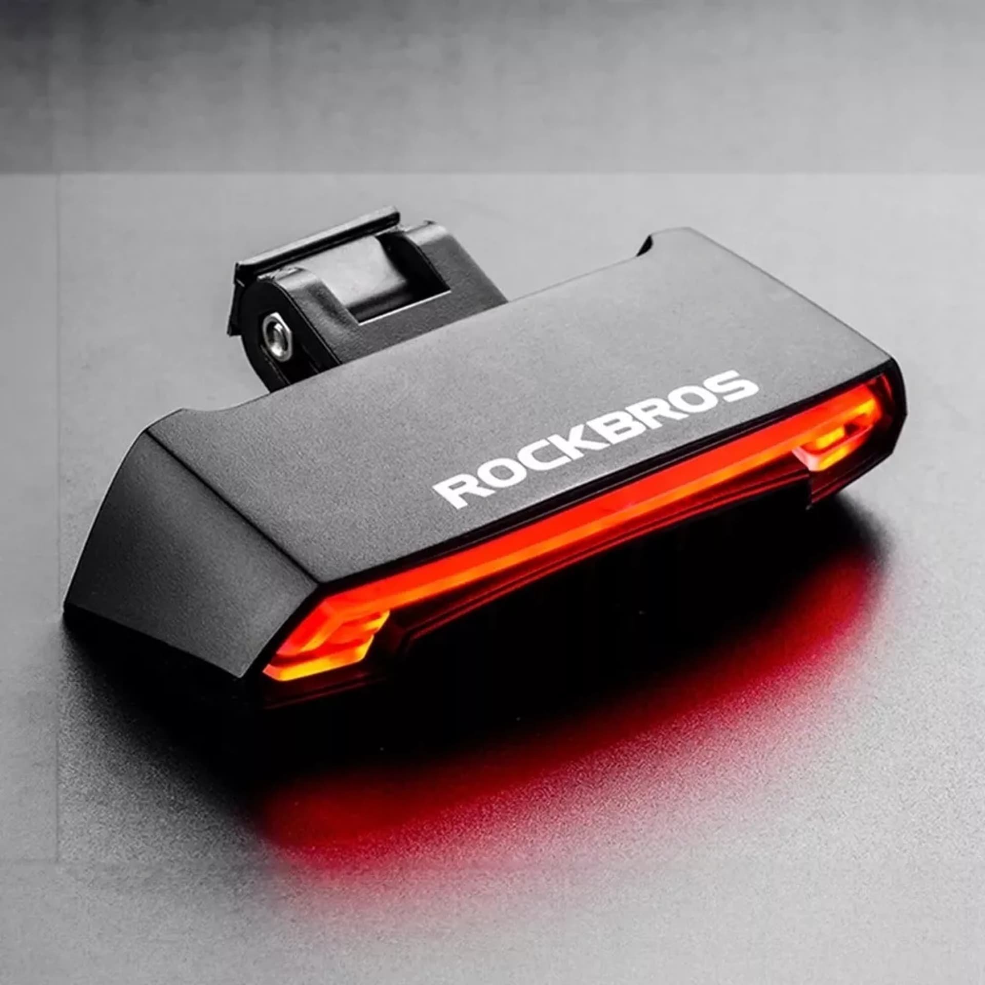 RockBros Lampka rowerowa tylna Rockbros LKWD-R1 z laserem i pilotem + kabel micro USB - USB-A - czarna