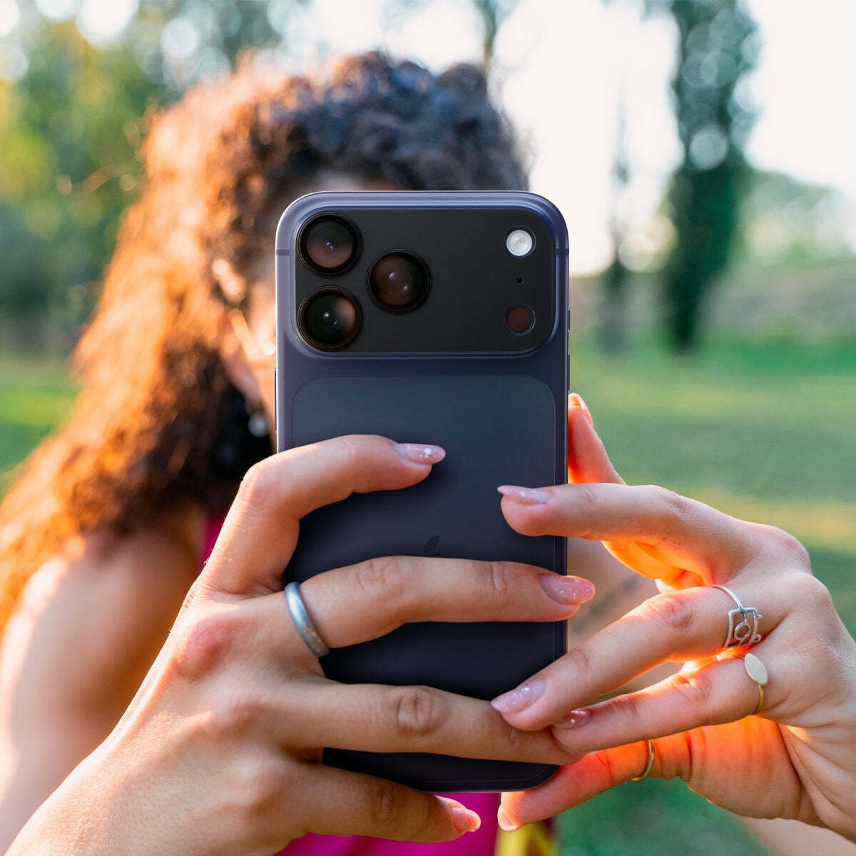 Spigen Osłona aparatu Optik Pro XL Glas.tr ez Fit Camera Protector do Apple iPhone 17 Pro Black